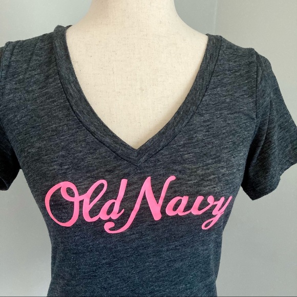 Old Navy Grey and Pink Graphic V-Neck T-Shirt - Picture 2 of 4